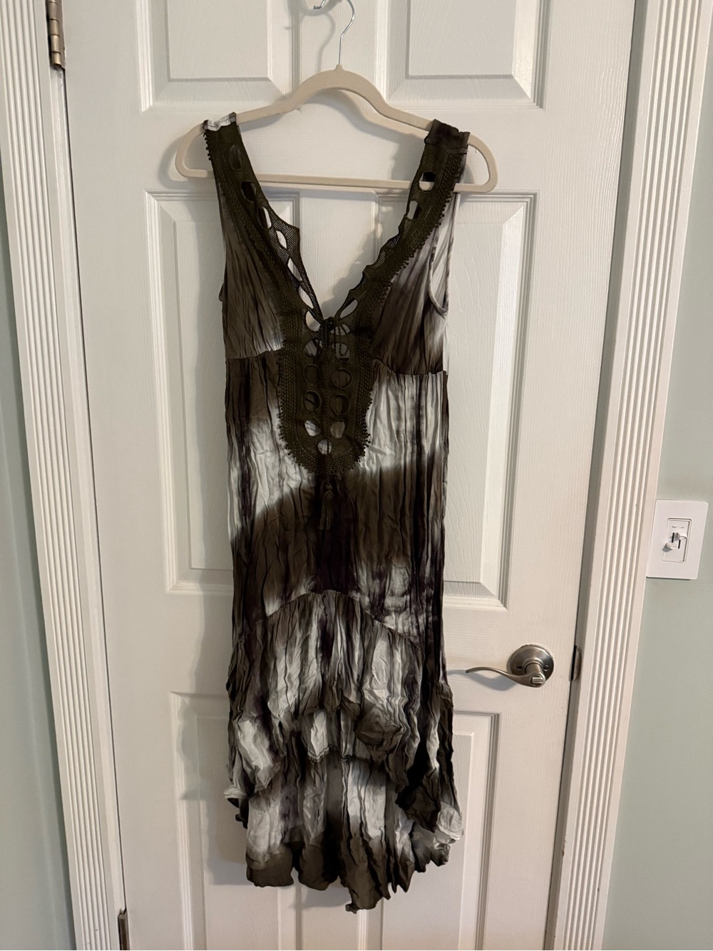 VENUS Olive Green and White Tie-Dye Midi Dress